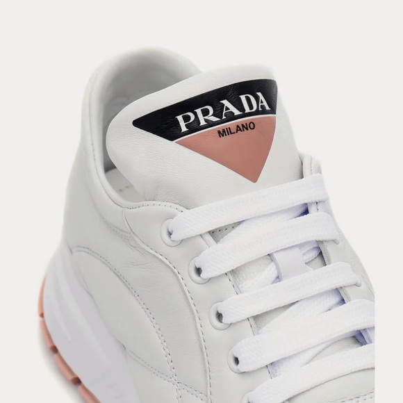 ❤️ PRADA Sneakers ❤️ - Picture 2 of 5